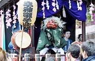 お囃子山車は手造り。'12.03.25.