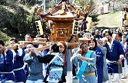 元気付いた大人神輿。'12.03.25.