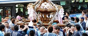 反動で押し戻される。'12.11.04.