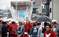雨の夜叉万燈神輿。'12.11.11.