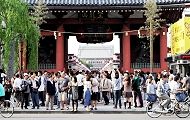 大提灯を畳んだ雷門。'12.05.19.