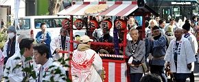 居木神社の囃子屋台。'13.02.11.