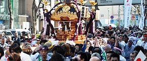 宮神輿で参加の豊鹿嶋。'13.02.11.