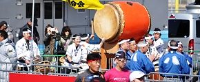 富岡八幡宮の葵太鼓。'13.02.24.