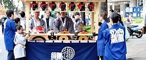 花園島田囃子屋台。'13.05.26.