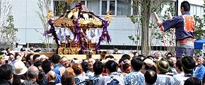 最後の神輿揉み。'13.03.24.