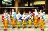 社殿前の祭り手古舞。09.02.11.