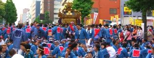 宮入へ休息です。09.05.10.
