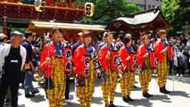 神田大和町会の手古舞。09.05.10.