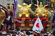 神田大神輿を先導する獅子頭山車。09.11.12.