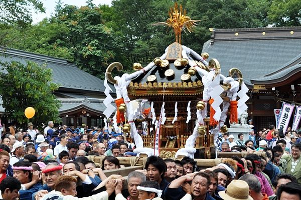 さすが魁を勤める貫録十分の花睦。'11.08.28.