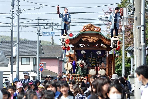 神明神社の川崎山車。'13.04.14.