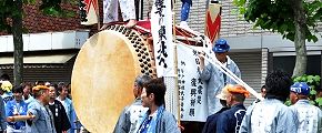 府中四谷の御先払の御太鼓。'13.06.02.
