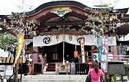 権現造り社殿。'13.06.02.