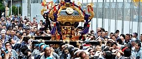 建替えで地元氏子減少へ。'13.06.02.