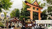 珍しい山王鳥居。'13.09.08.