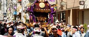 一之宮がひかり街へと渡御。'13.09.01.