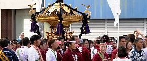 浅草通り柳島橋を目指す。'13.09.15.