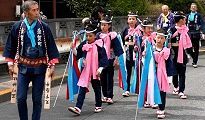 鉄棒は未来の若き祭り人。'14.04.13.