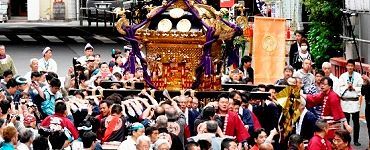 鳥居前で方向転換。'14.05.05.