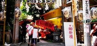 八幡神社の正面鳥居。'14.06.01.