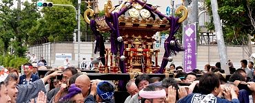 中道中の最後の神輿揉み。'14.05.25.