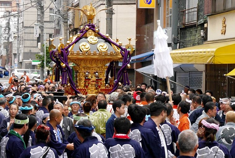 晴海通り門跡橋から場外市場へ。'14.06.08.