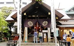 昭和12年建造の社殿。'14.06.08.