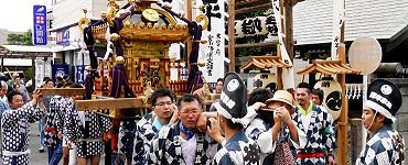 二天棒の背高神輿。'14.07.20.