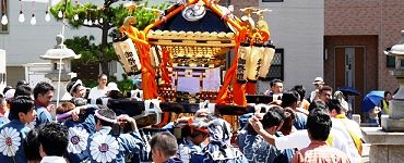 境内からそのまま山王鳥居下へ。'14.08.03.