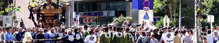 安田銀行発祥の地を渡御。'14.09.13.