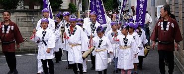 先導役の子供たち。'14.10.04.