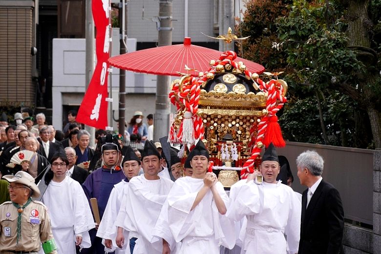 お浜井戸から神社から帰還の途へ。'15.04.12.