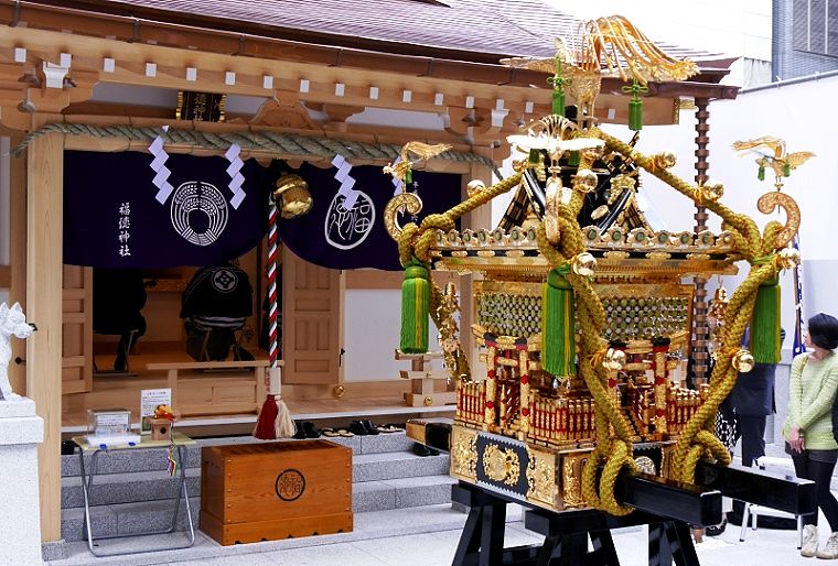 宮神輿お祓い清めの式。'14.10.26.