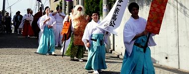 中央5丁目住宅地から急坂。'15.05.17.