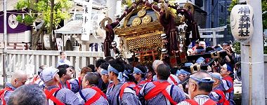 襷掛け浴衣役員の宮出し。'15.05.15.