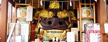 留守役の厄除天井大獅子。'15.06.13.
