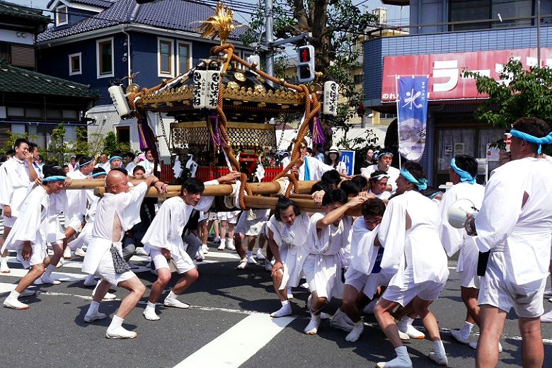 沈み込む神輿揉み。'15.07.12.