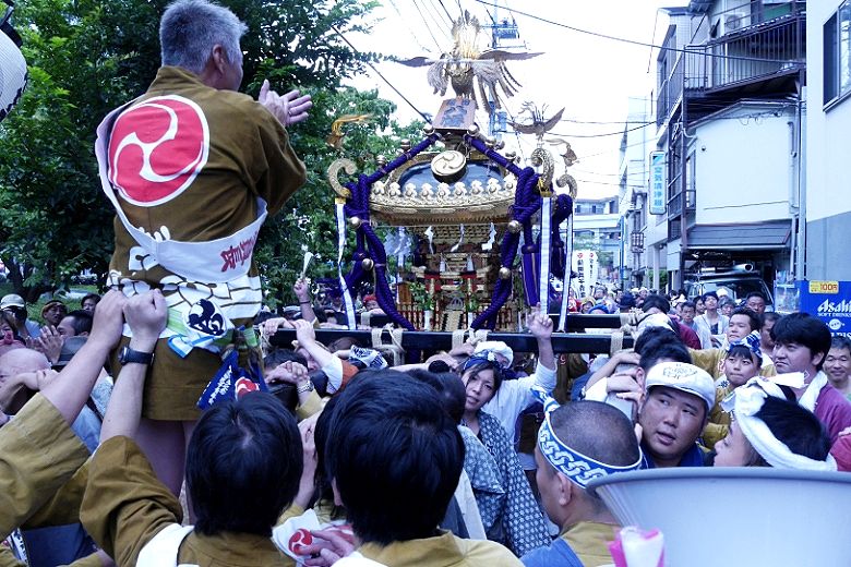 テクノポートカマタ脇お神酒所。'15.08.09.