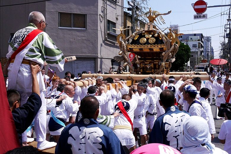 森下四丁目町会の担ぎ止め。'15.08.15.