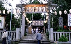 御嶽神社鳥居。'15.09.26.