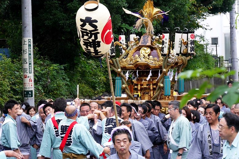 野毛町団地沿い。'15.09.27.