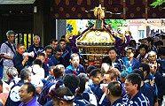 続いて石段降り。09.09.06.
