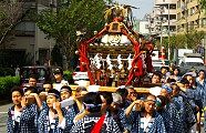 大通りに出て心地よく担ぐ。09.10.04.