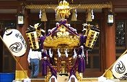 鎮座して発輿式を待つ。09.09.27.