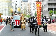 神幸祭の社名旗、猿田彦。'10.05.16.