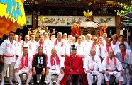 発御祭終えて記念撮影。'10.05.22.