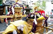 子神輿にも御霊移し。'10.07.04.