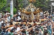 バケツ柄杓での水かけ。'10.08.08.