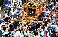 独特の飾りの飾紐の西仲天祖。'10.09.05.